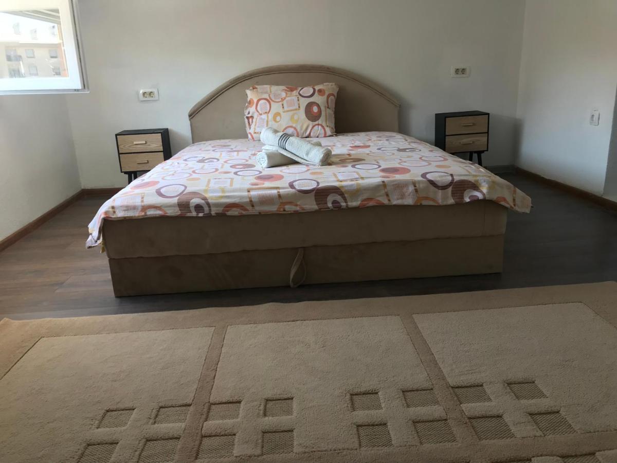 Apartment Old Town Подгорица Екстериор снимка