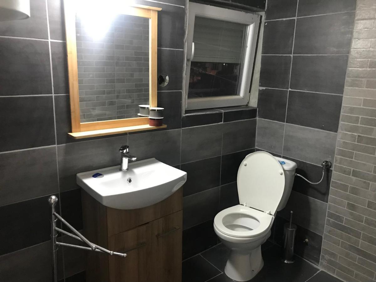 Apartment Old Town Подгорица Екстериор снимка